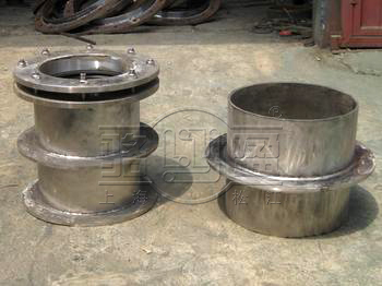 不銹鋼柔性防水套管和<a href=http://www.m.hellowinter.com.cn target=_blank class=infotextkey>剛性防水套管</a>