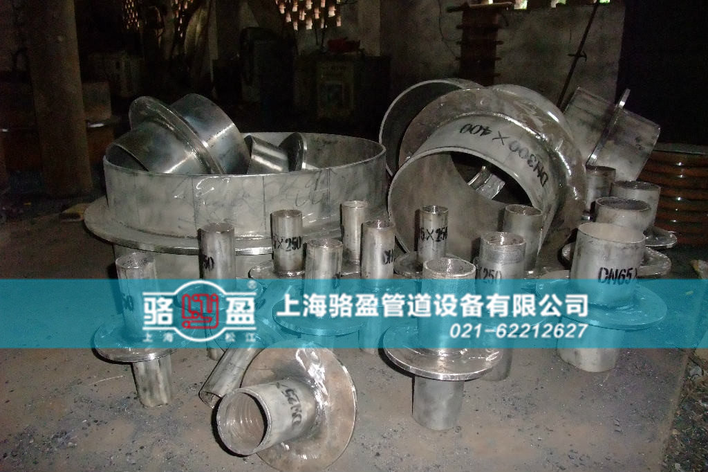 洛陽市老城區(qū)不銹鋼<a href=http://www.m.hellowinter.com.cn target=_blank class=infotextkey>防水套管</a>的多種規(guī)格對比